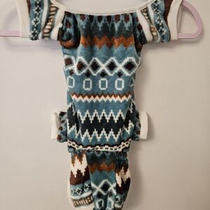 Cozy NWOT Geometric Patterned Dog Fleece Pajamas